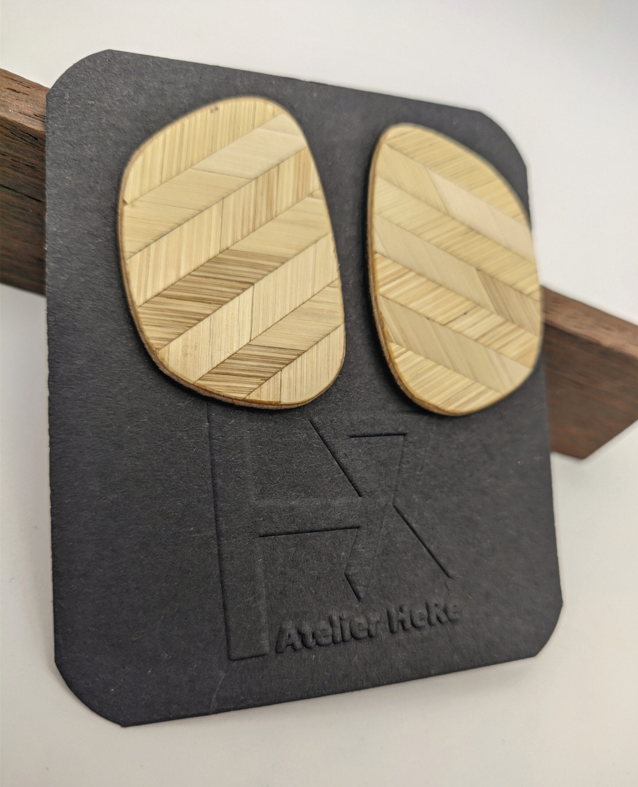 Boucles d'oreilles marqueterie de paille de seigle – Image 3