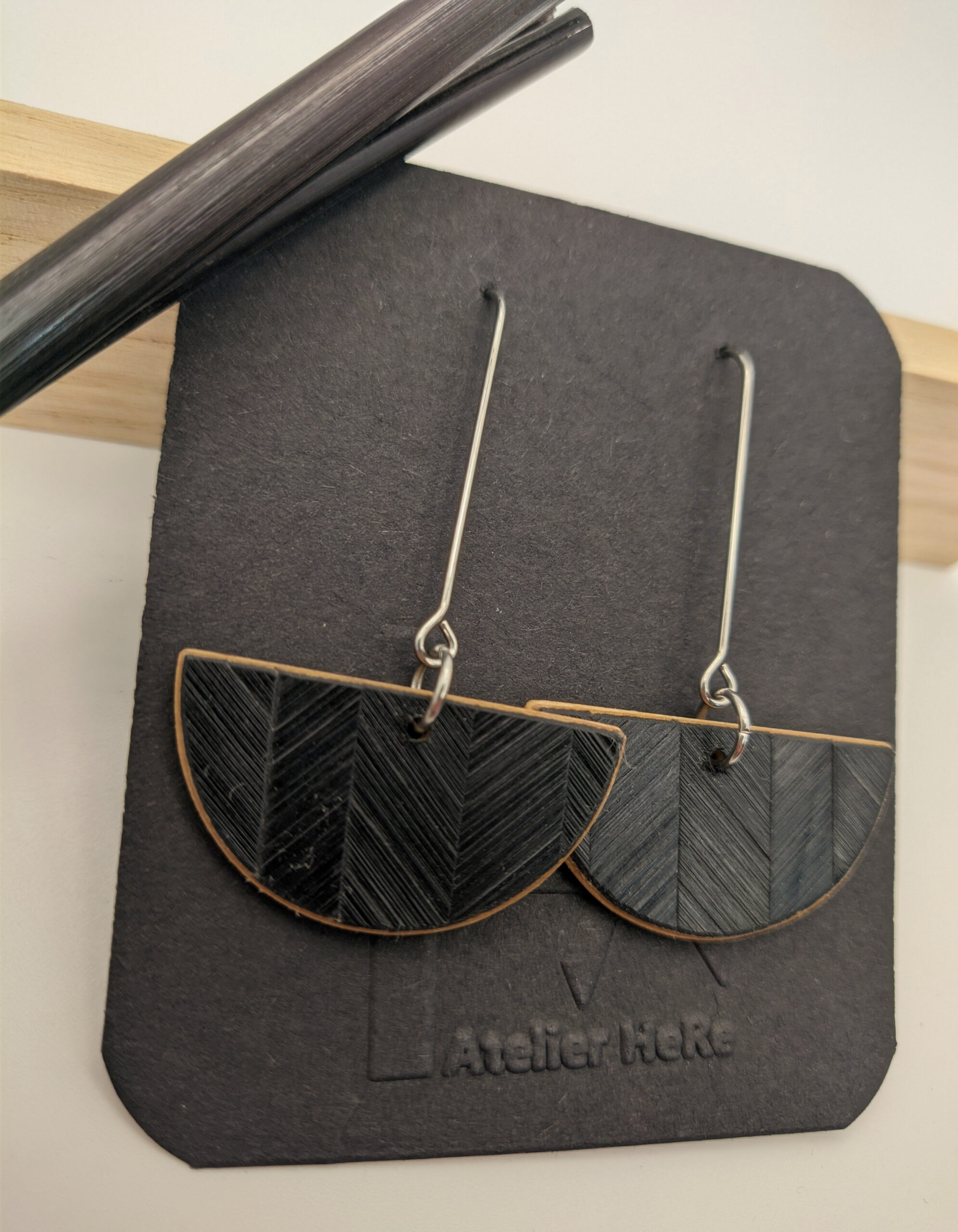 Boucles d'oreilles marqueterie de paille de seigle – Image 3